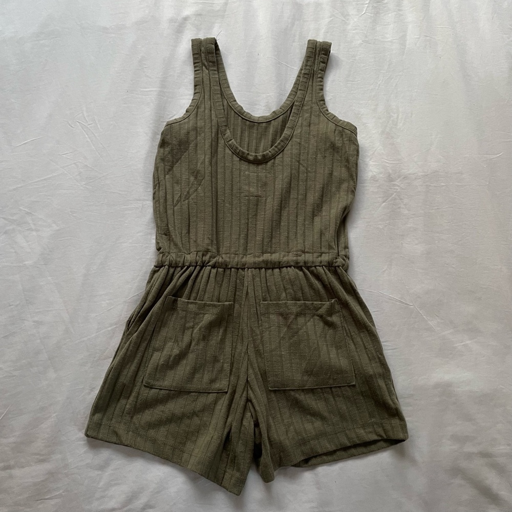 REVOLVE ROMPER - Picture 4 of 4